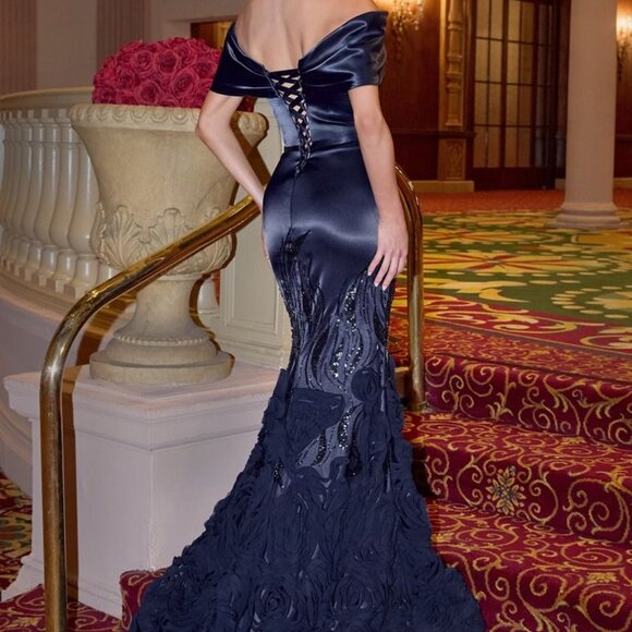 Formal dress.Off shoulder mermaid mother of the bride military ball evening gown - Picture 4 of 7